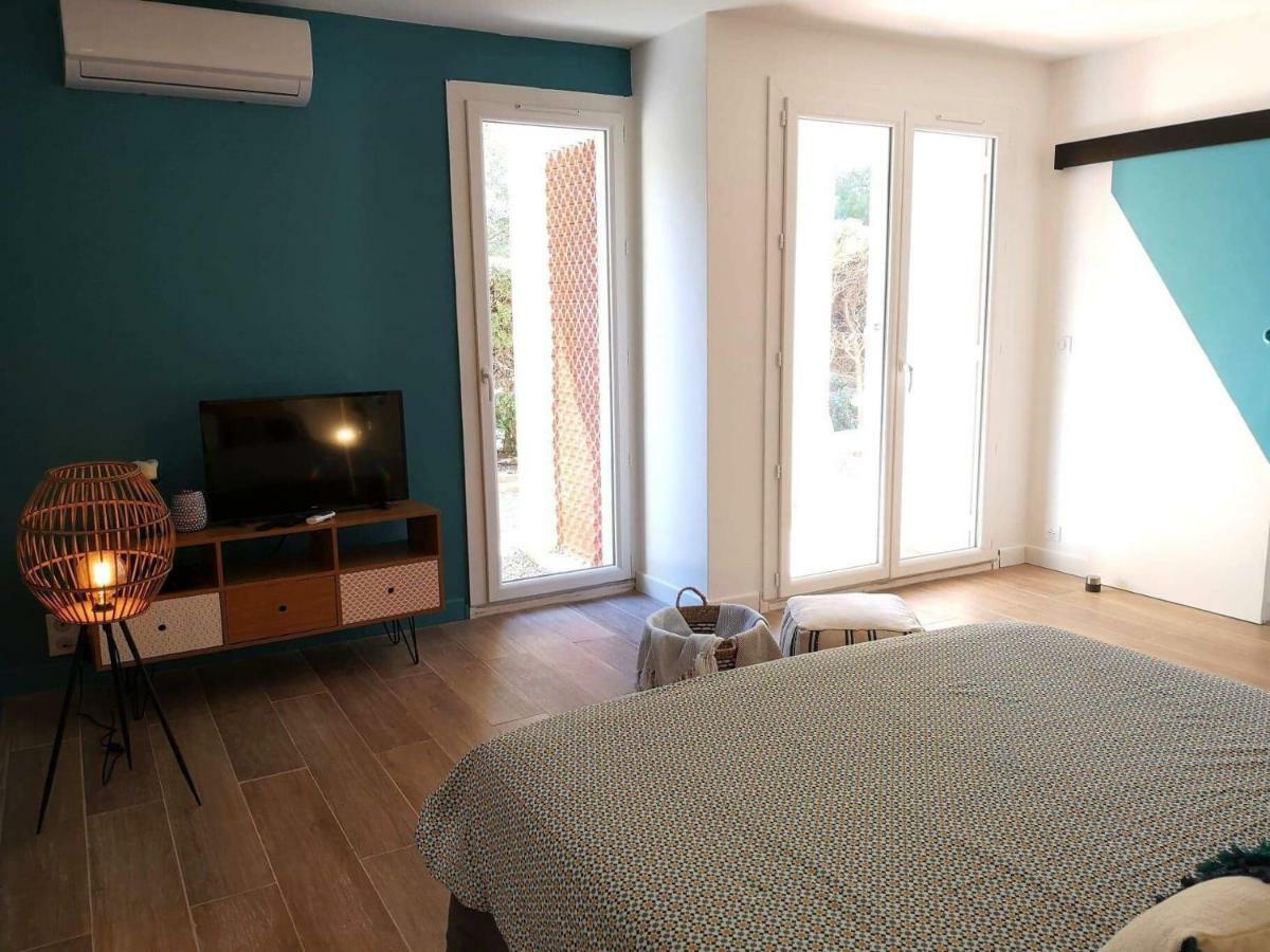 Grand Studio 35M2 Centre Ville LʼÎle-Rousse 외부 사진